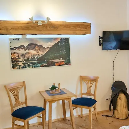 לינה וארוחת בוקר Margit's Ranch Urlaub Am Pferdehof 3*