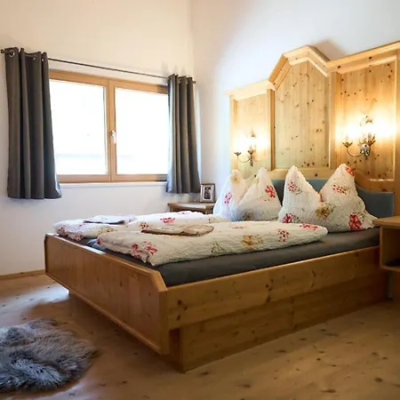 Margit's Ranch Urlaub Am Pferdehof Bed and breakfast Silz